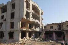 Cizre'de yıkılmış bir bina