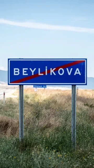 A buzzard circles the outskirts of Beylikova, Eskişehir. 